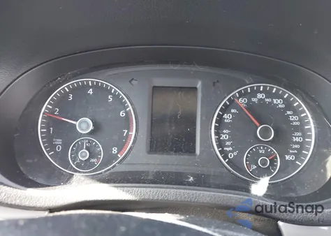 2014 Volkswagen Passat 2.5L S z USA, uszkodzony, nr VIN 1VWAP7A35EC025092